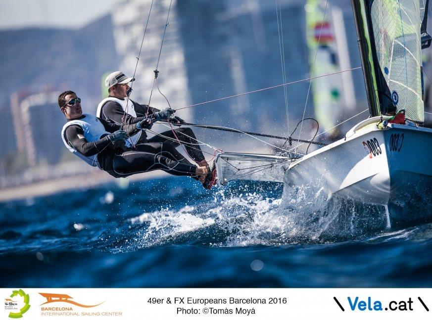 Diego Botín y Iago López, octavos en 49er, ya están en puestos de Medal Race 