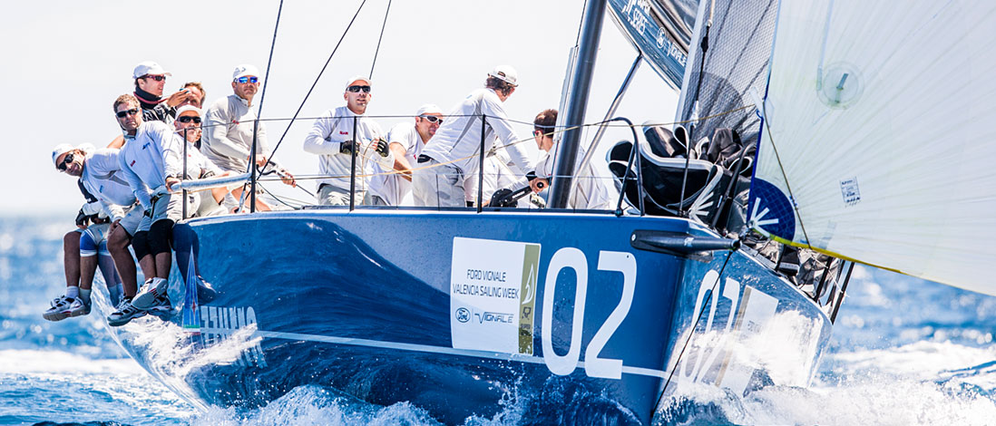 Azzurra © 52 SUPER SERIES