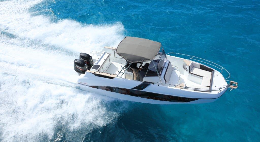 Flyer 8.8 SPACEdeck © Beneteau