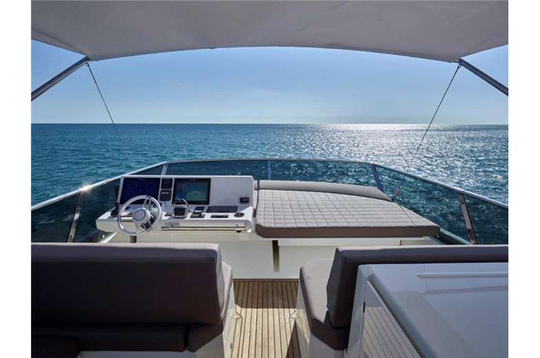 prestige-yachts-division-630-interior-5-boat-barco